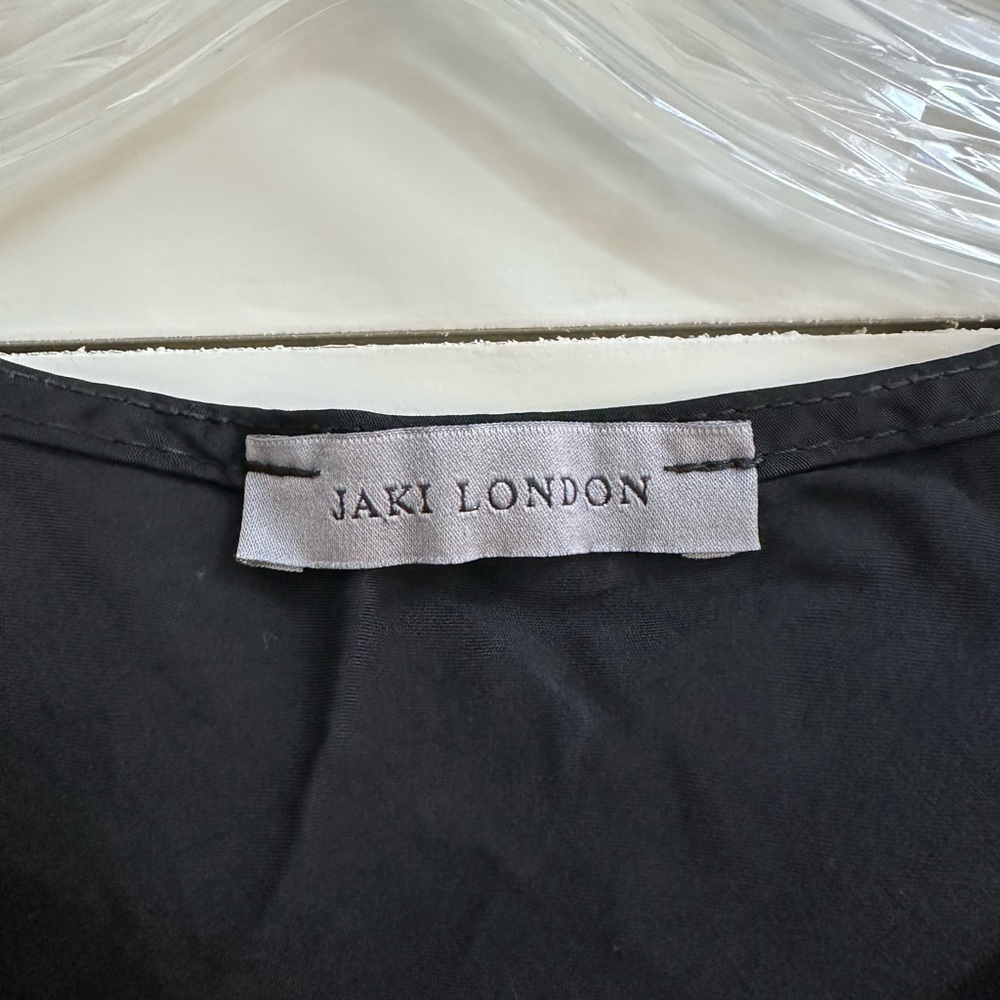 Jaki London V Neck Lace Trim Camisole NWT - Picture 3 of 5